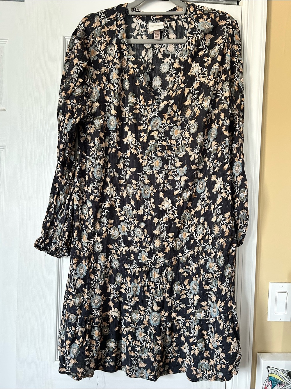 Knox Rose Black Floral Long Sleeve V-Neck Dress